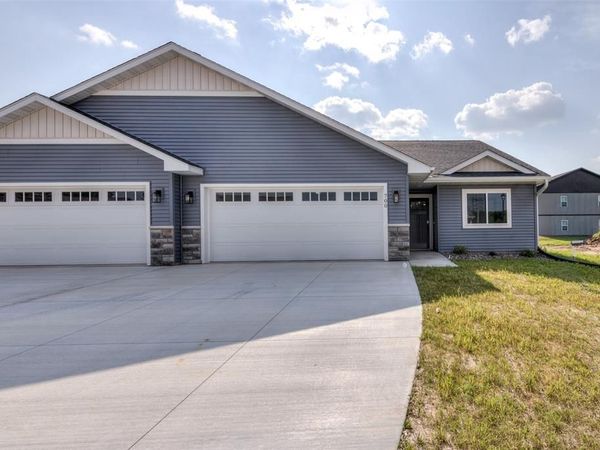700 Sequoia Drive, Altoona, WI 54720