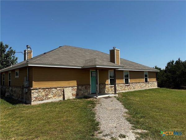 23748 N US Highway 281, Lampasas, TX 76550