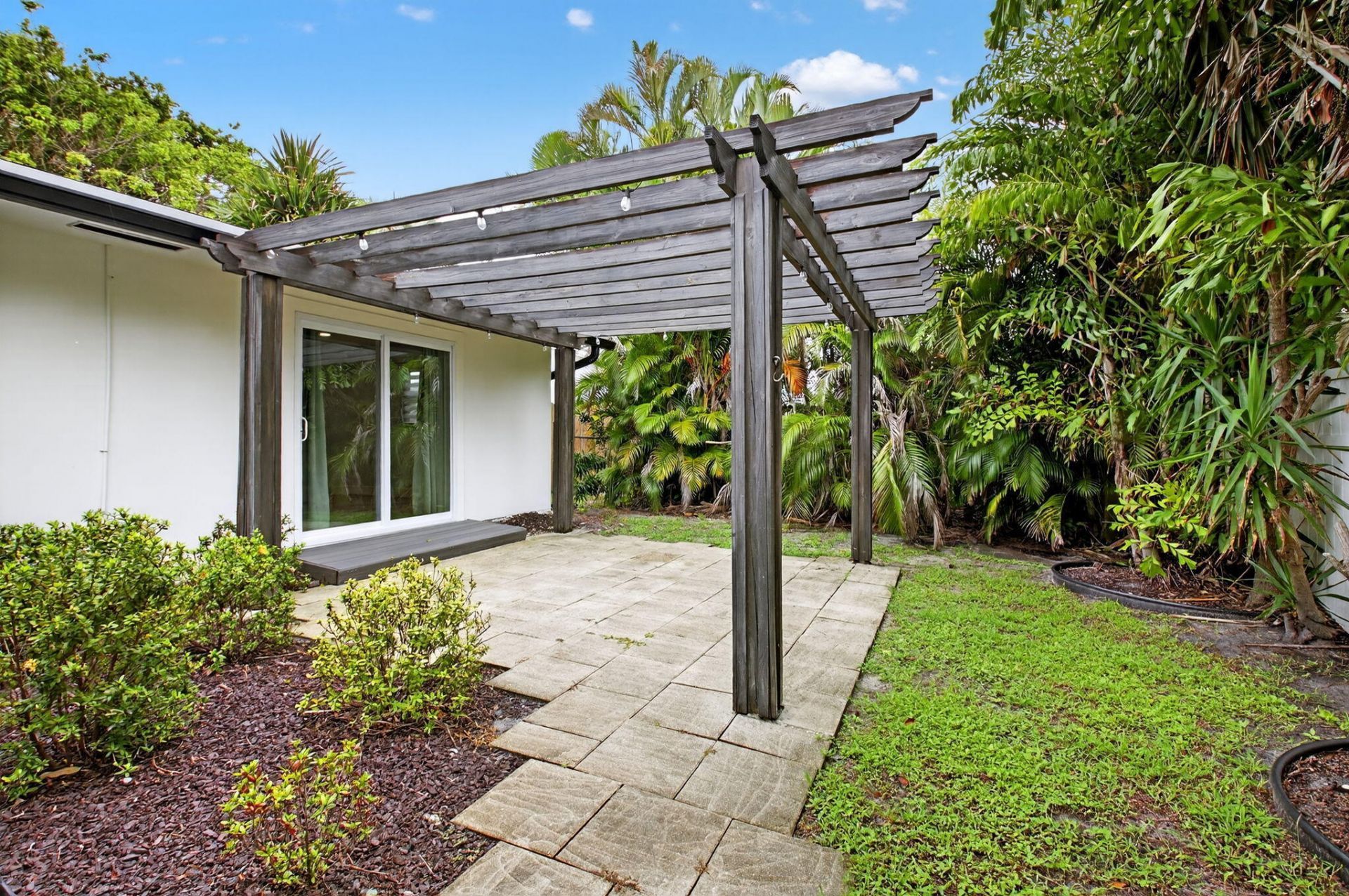 725 Heron Drive, Delray Beach, FL 33444 Photo