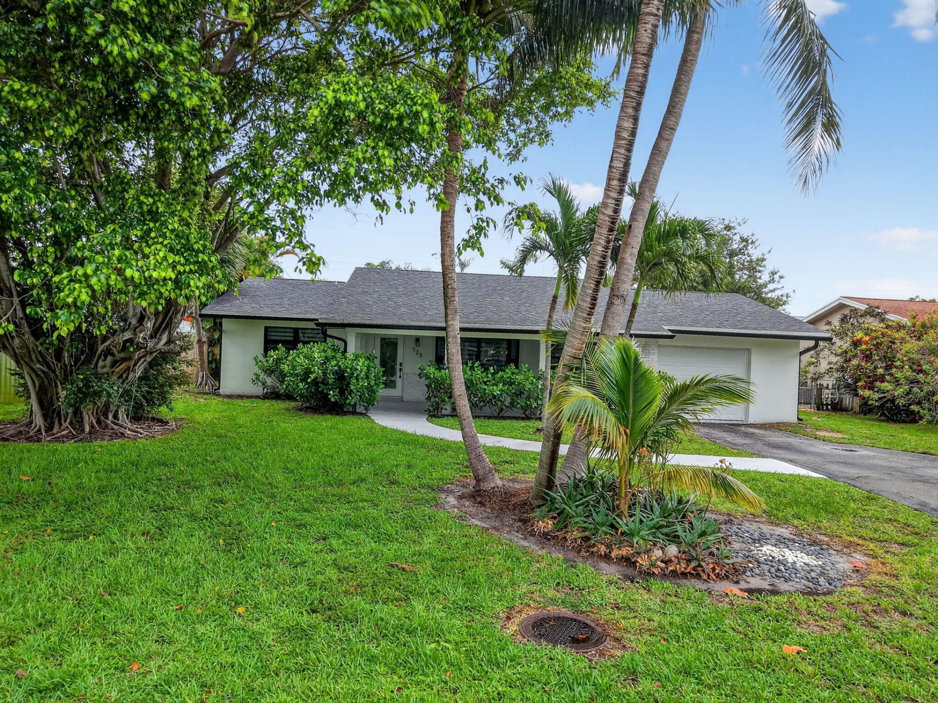 725 Heron Drive, Delray Beach, FL 33444 Photo