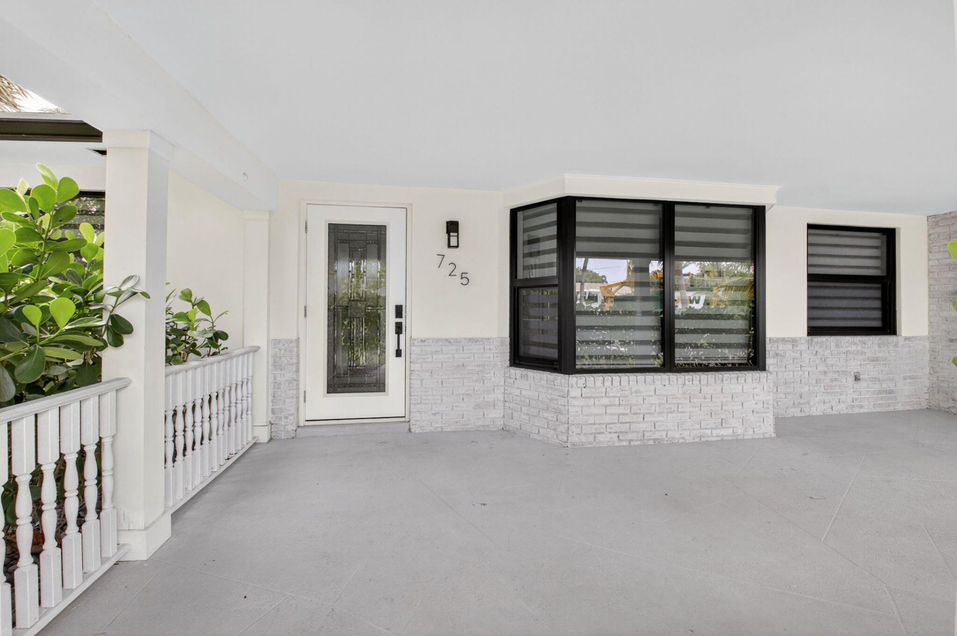 725 Heron Drive, Delray Beach, FL 33444 Photo