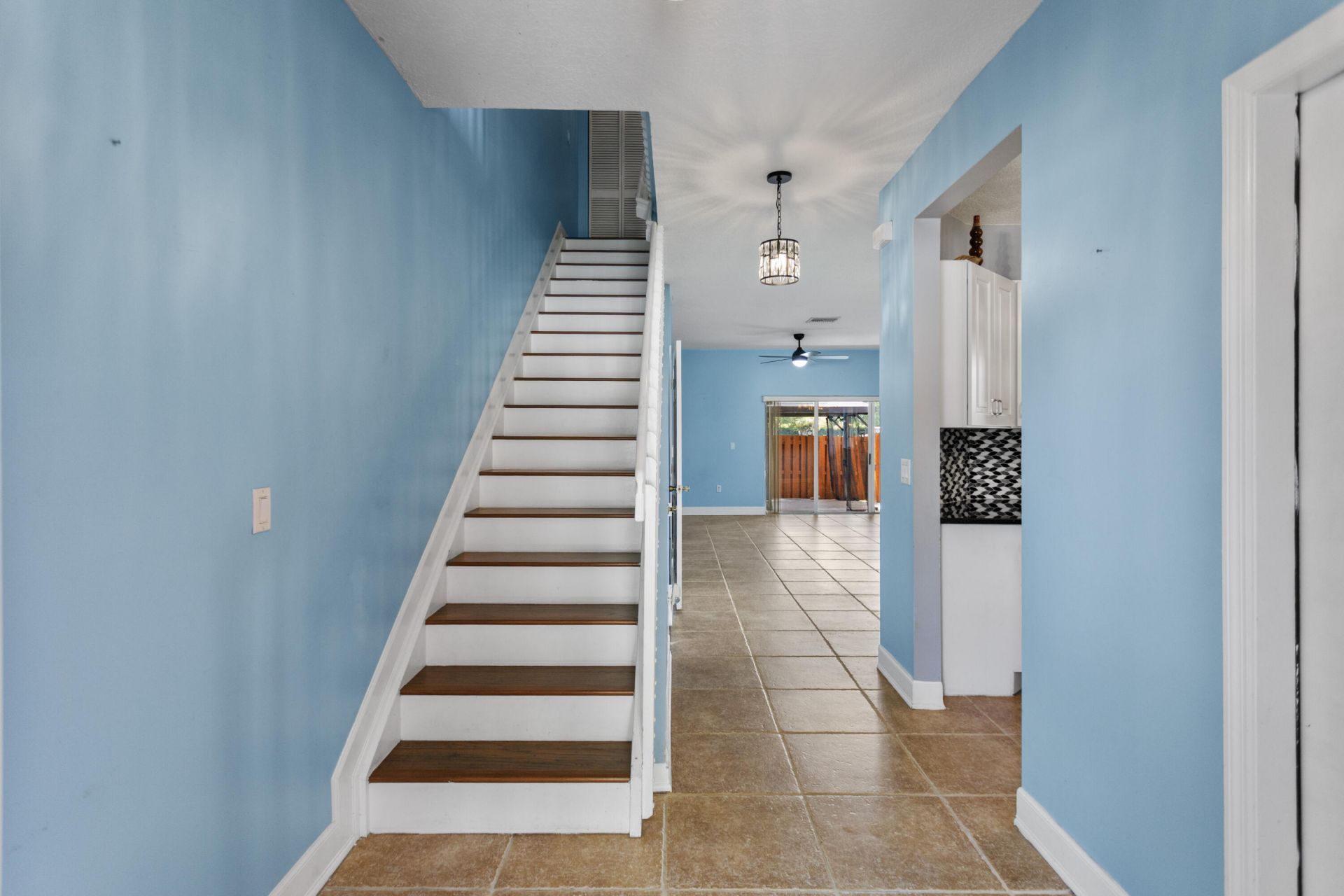 1216 NW 100th Avenue, Pembroke Pines, FL 33024 Photo
