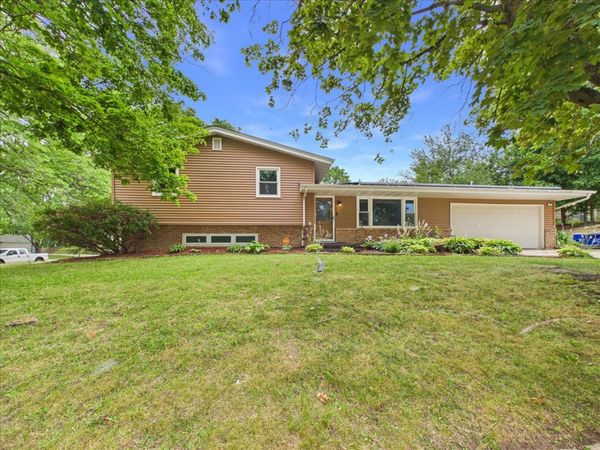 4315 Dempster Avenue , Rockford, IL 61108