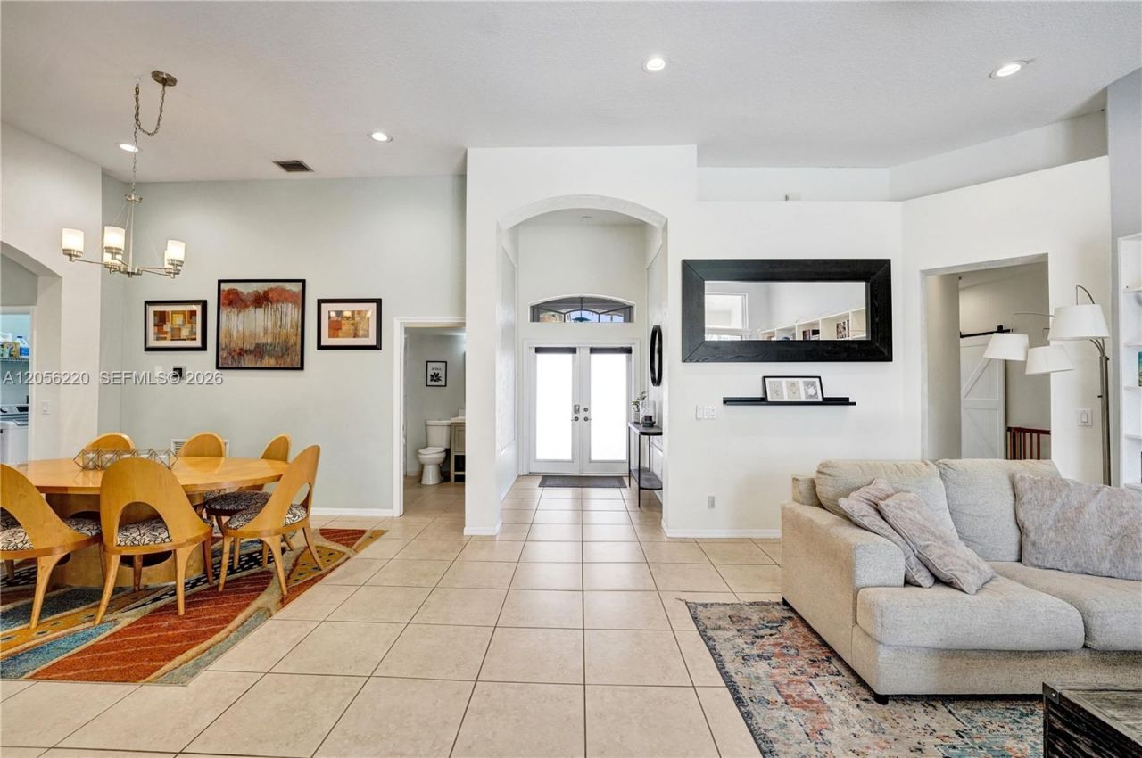 16428 NW 14th St , Pembroke Pines, FL 33028 Photo