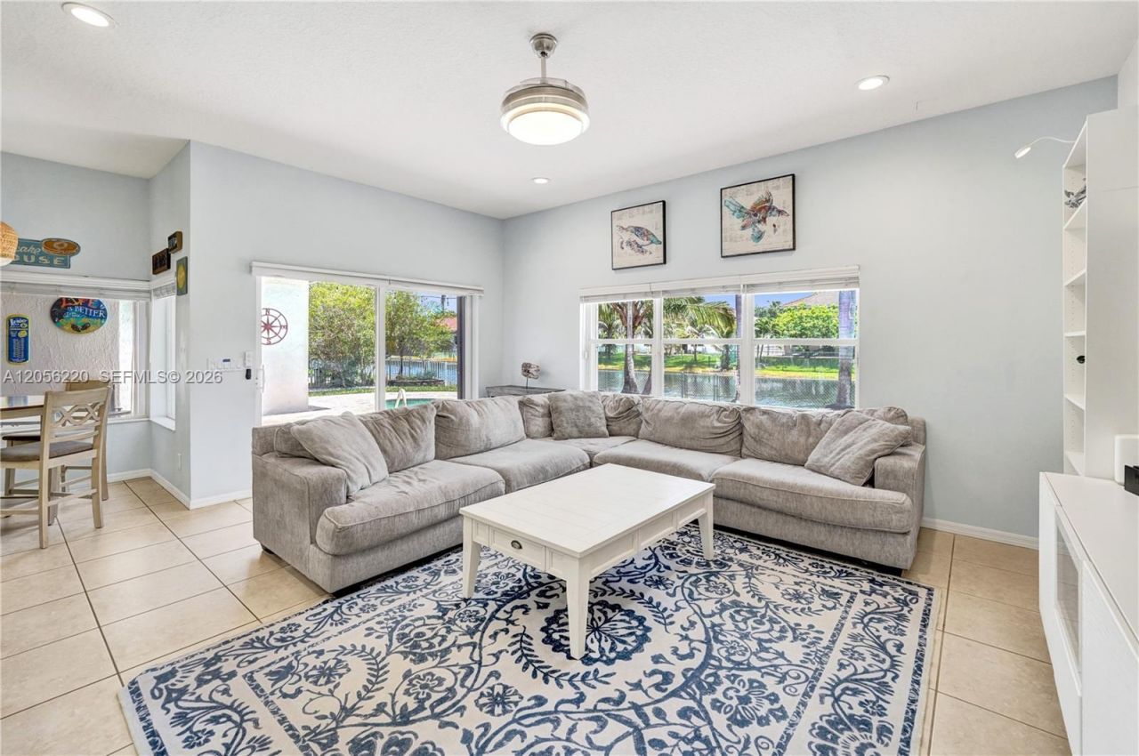 16428 NW 14th St , Pembroke Pines, FL 33028 Photo