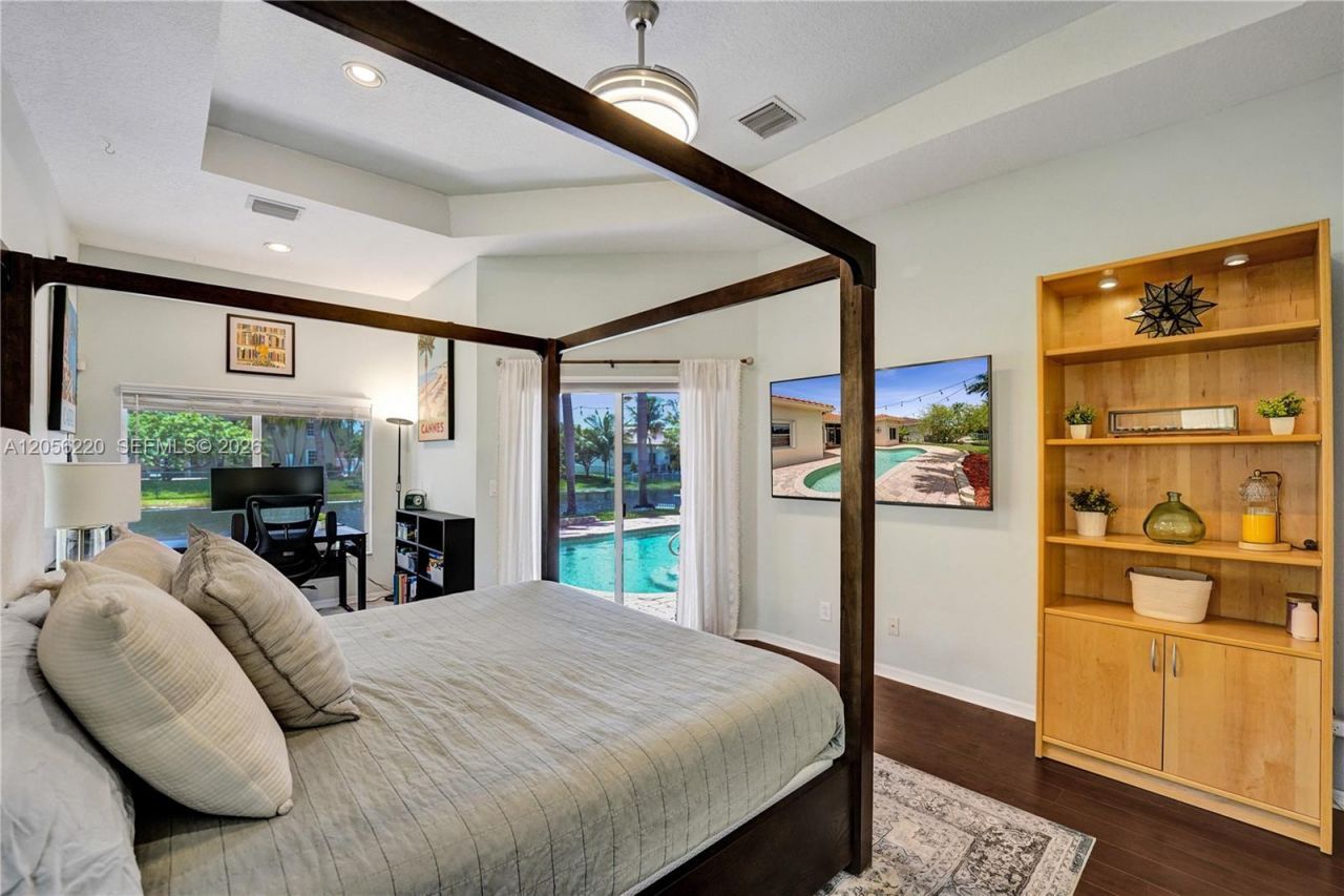 16428 NW 14th St , Pembroke Pines, FL 33028 Photo