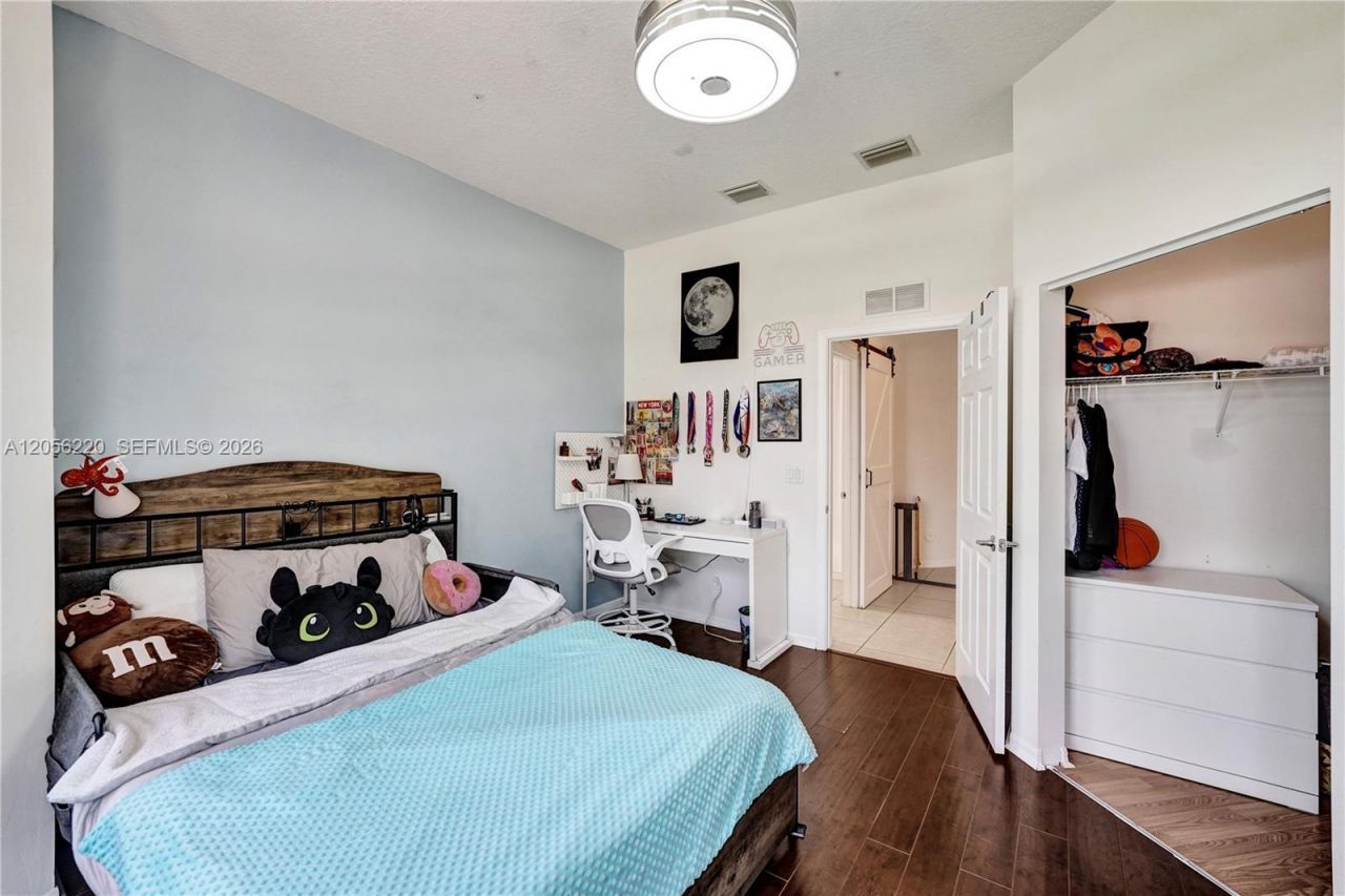 16428 NW 14th St , Pembroke Pines, FL 33028 Photo