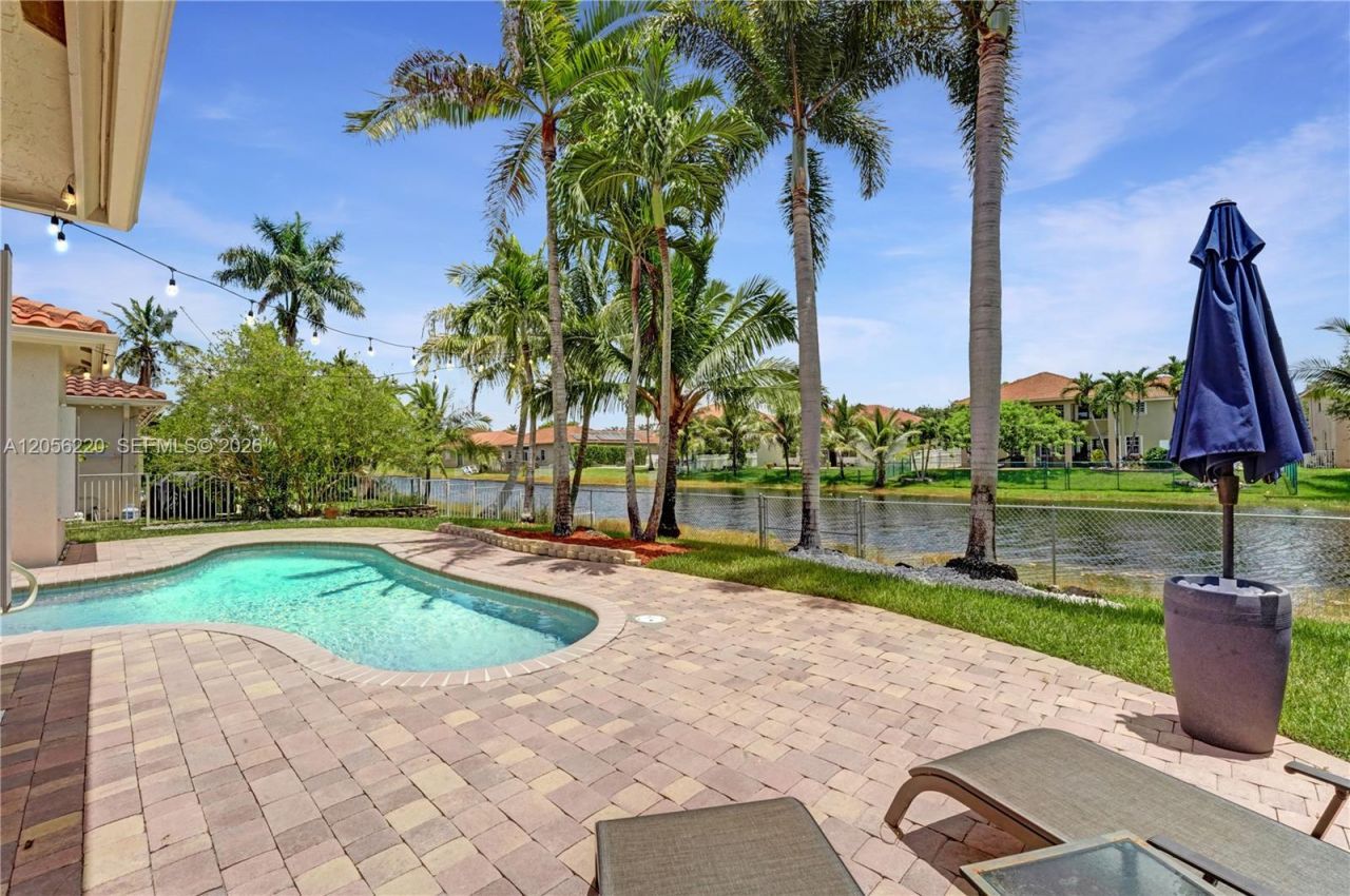 16428 NW 14th St , Pembroke Pines, FL 33028 Photo