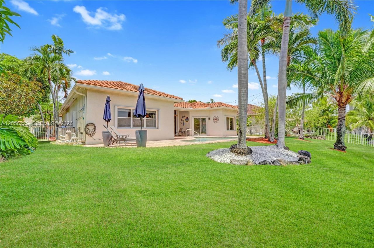 16428 NW 14th St , Pembroke Pines, FL 33028 Photo