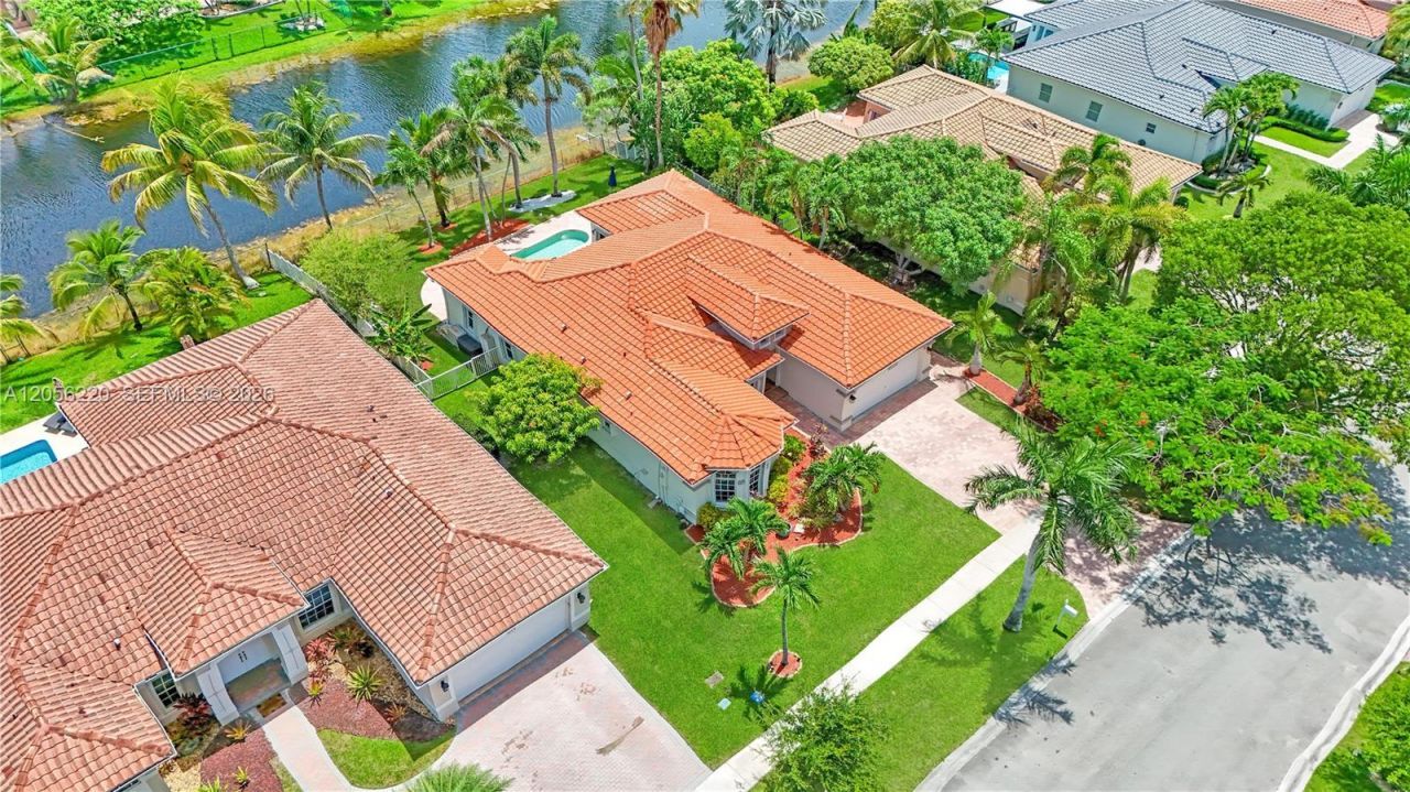 16428 NW 14th St , Pembroke Pines, FL 33028 Photo