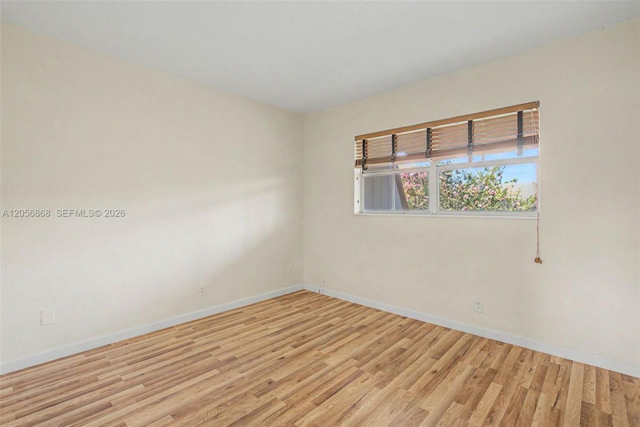 6709 N Kendall Dr, Unit 223, Pinecrest, FL 33156 Photo