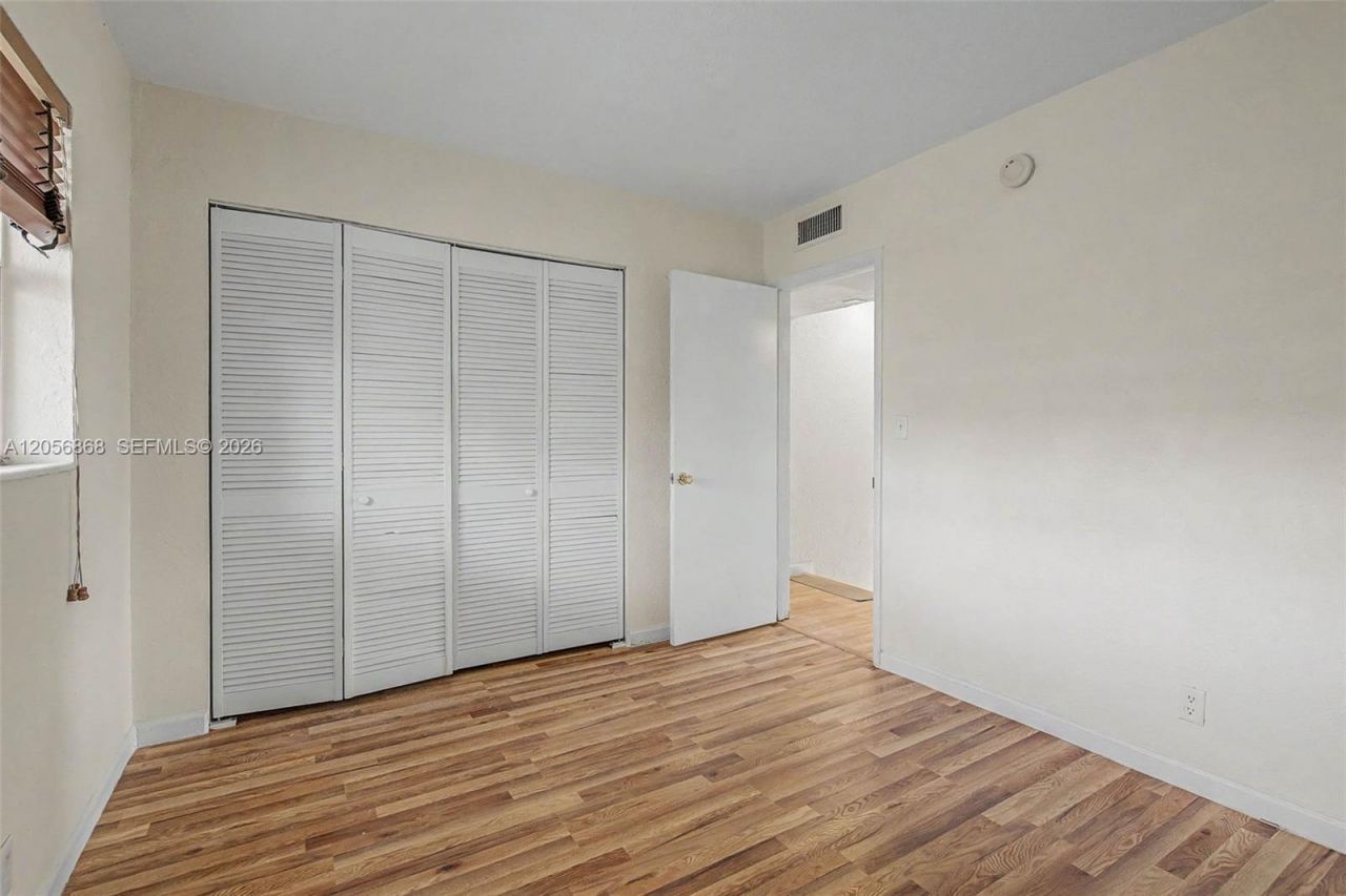 6709 N Kendall Dr, Unit 223, Pinecrest, FL 33156 Photo