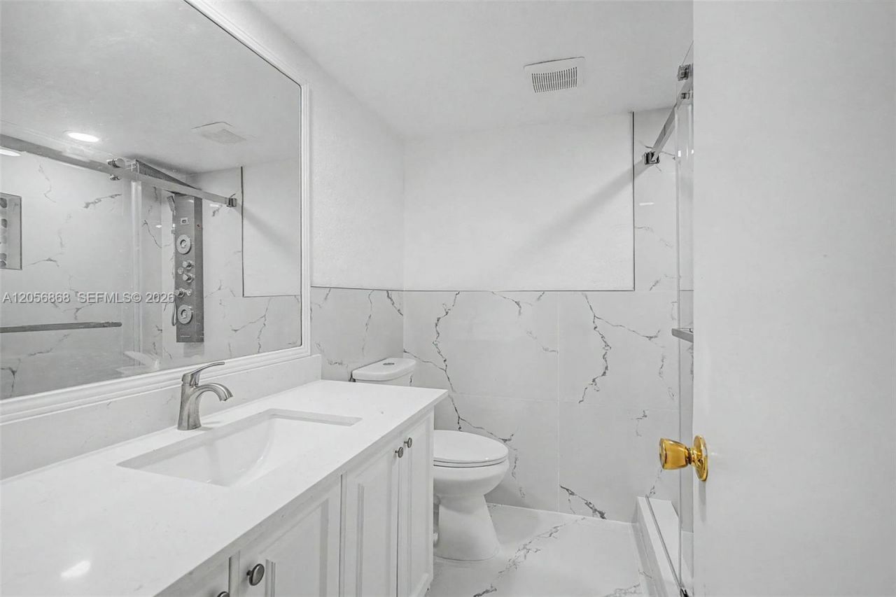 6709 N Kendall Dr, Unit 223, Pinecrest, FL 33156 Photo