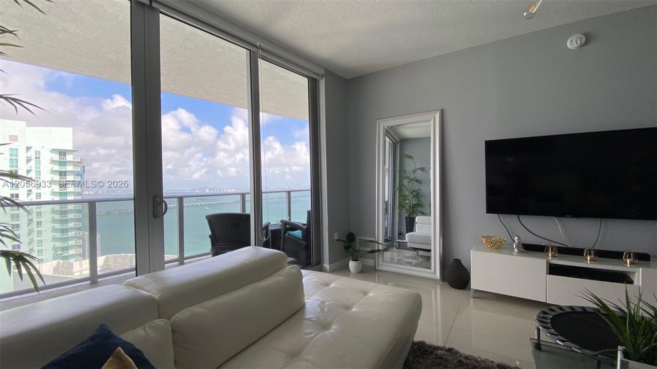 488 NE 18th , Unit 4809, Miami, FL 33132 Photo