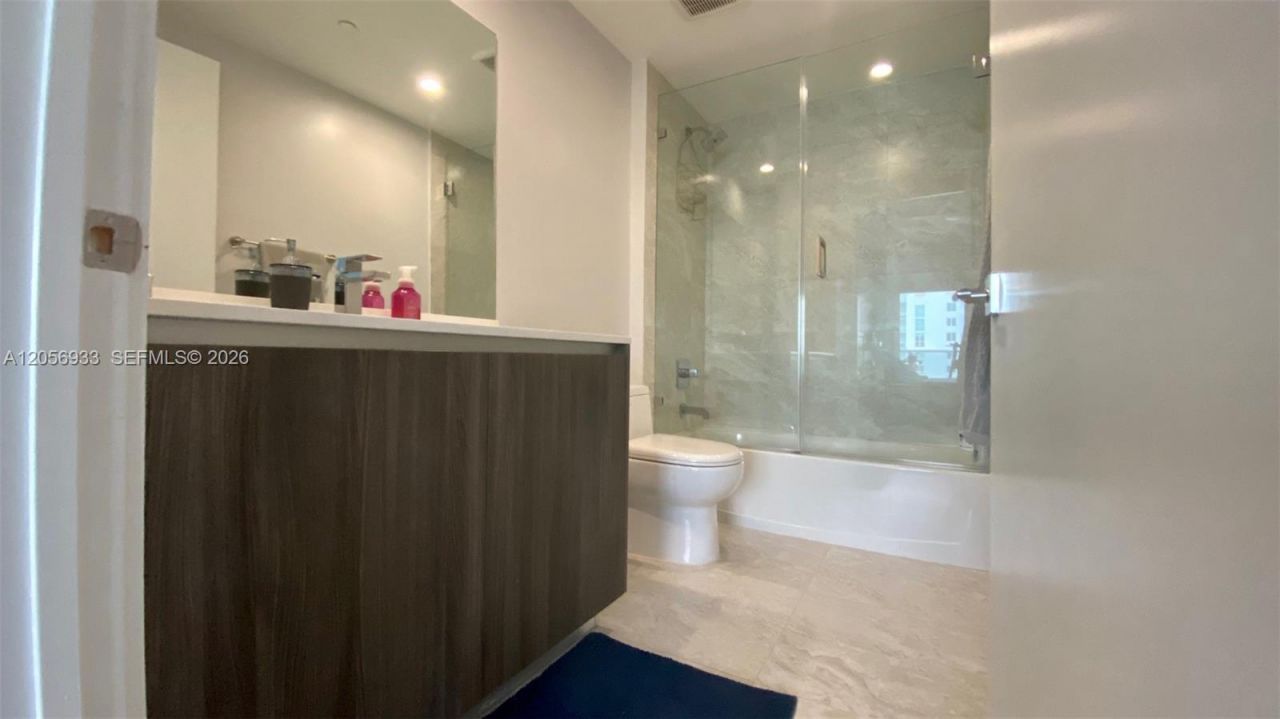 488 NE 18th , Unit 4809, Miami, FL 33132 Photo