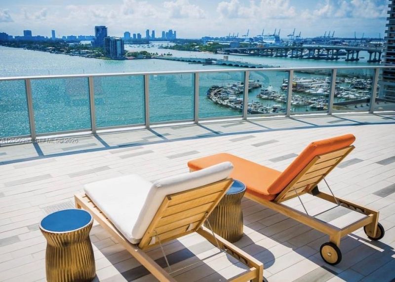 488 NE 18th , Unit 4809, Miami, FL 33132 Photo