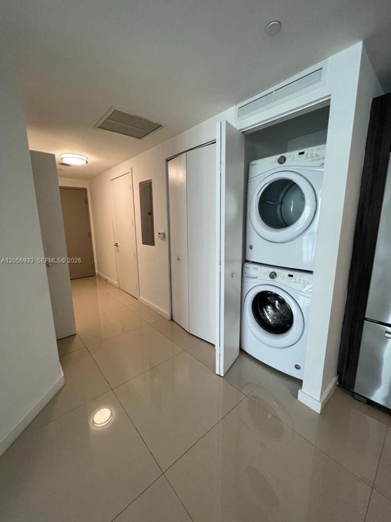 488 NE 18th , Unit 4809, Miami, FL 33132 Photo