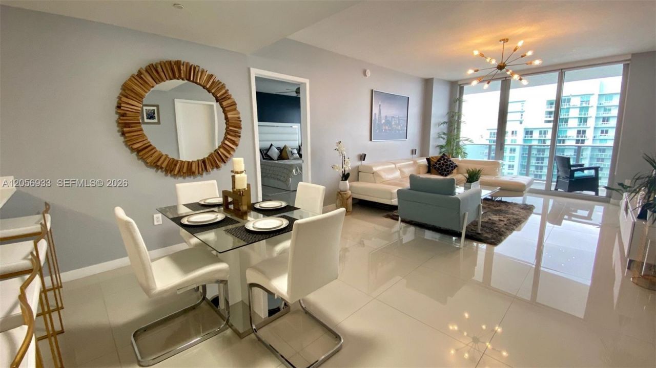 488 NE 18th , Unit 4809, Miami, FL 33132 Photo