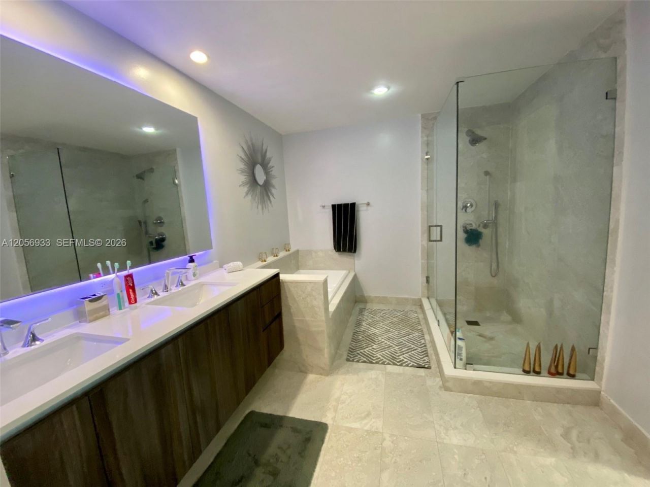 488 NE 18th , Unit 4809, Miami, FL 33132 Photo