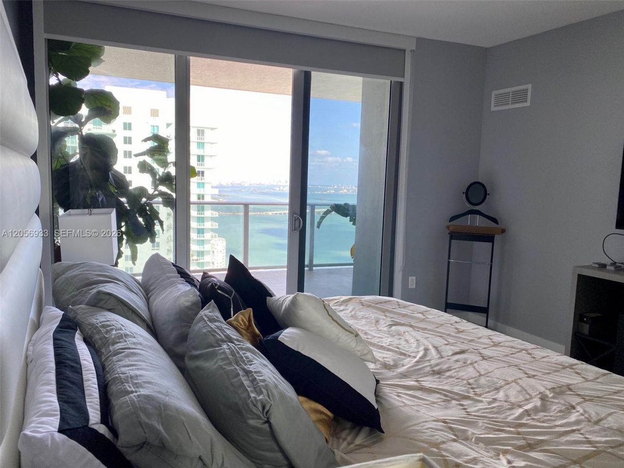 488 NE 18th , Unit 4809, Miami, FL 33132 Photo