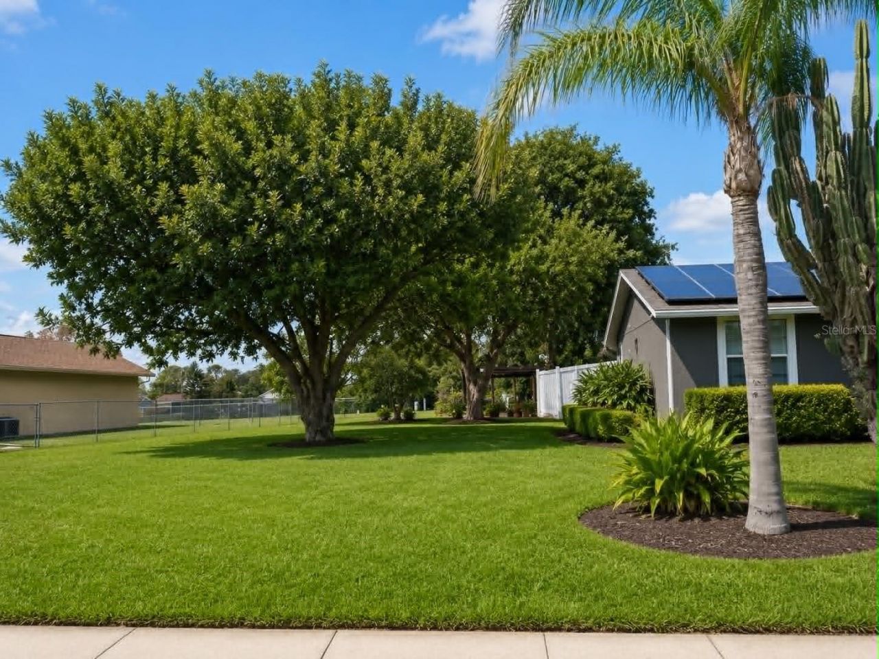 3115 Lockwood Meadows Boulevard, Sarasota, FL 34234 Photo