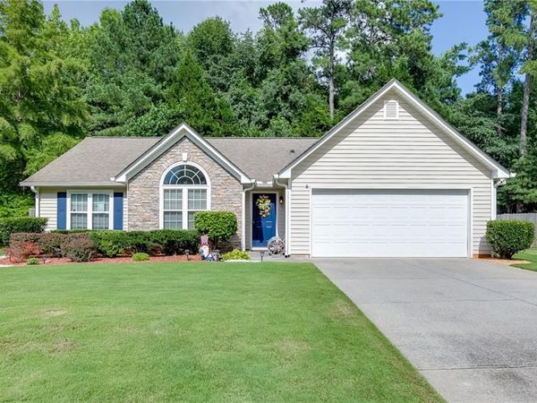 558 Bellingham Drive, Sugar Hill, GA 30518