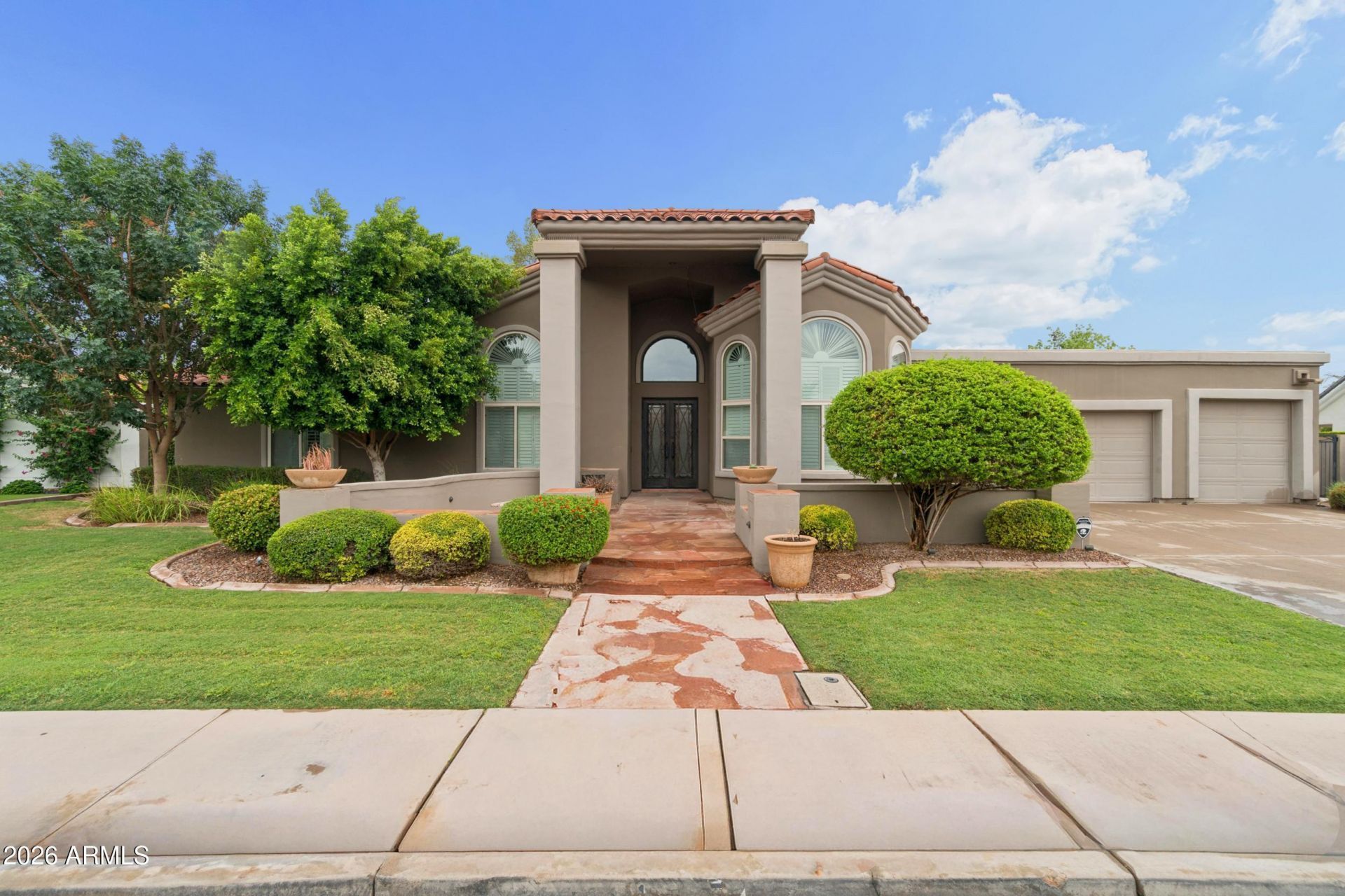 1307 E Treasure Cove Drive, Gilbert, AZ 85234 Main Photo