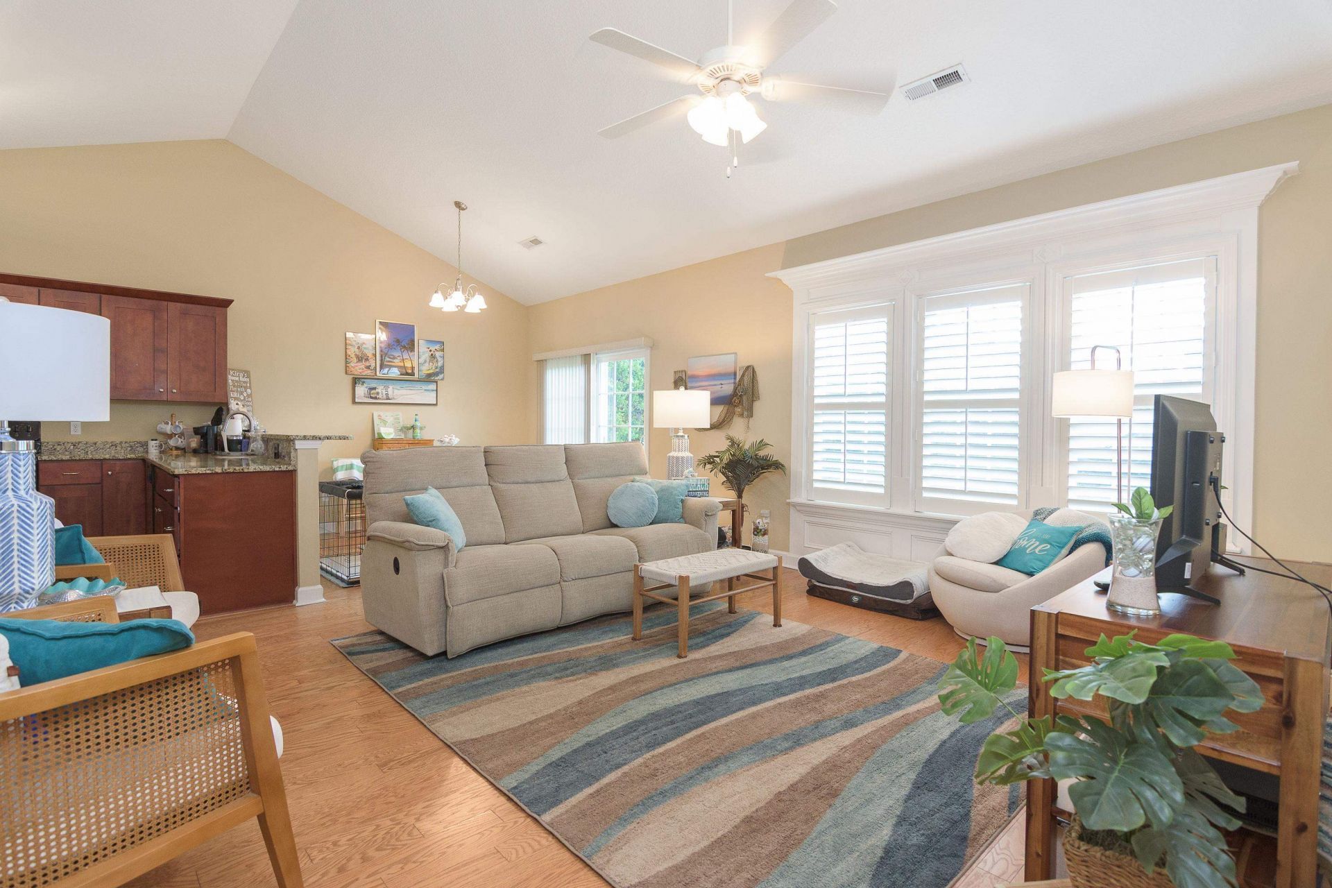 201 Archdale Dr.  Photo 4