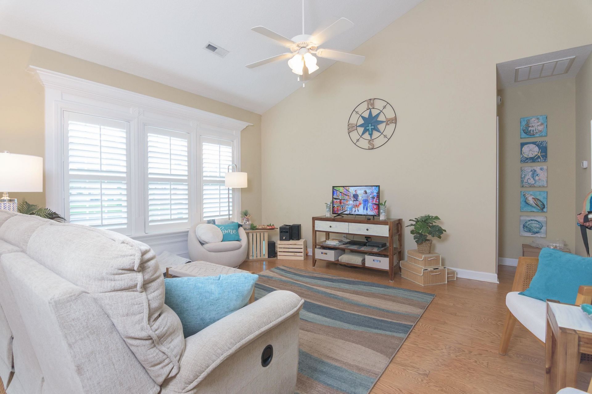 201 Archdale Dr.  Photo 9