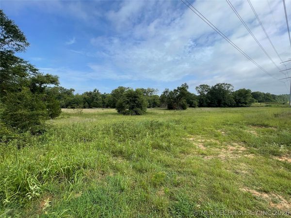 E Allison Road , Atoka, OK 74525