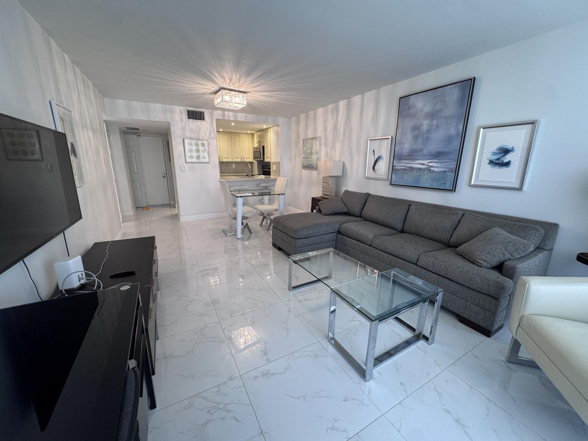 3031 N Ocean Boulevard, Unit 708, Fort Lauderdale, FL 33308 Photo