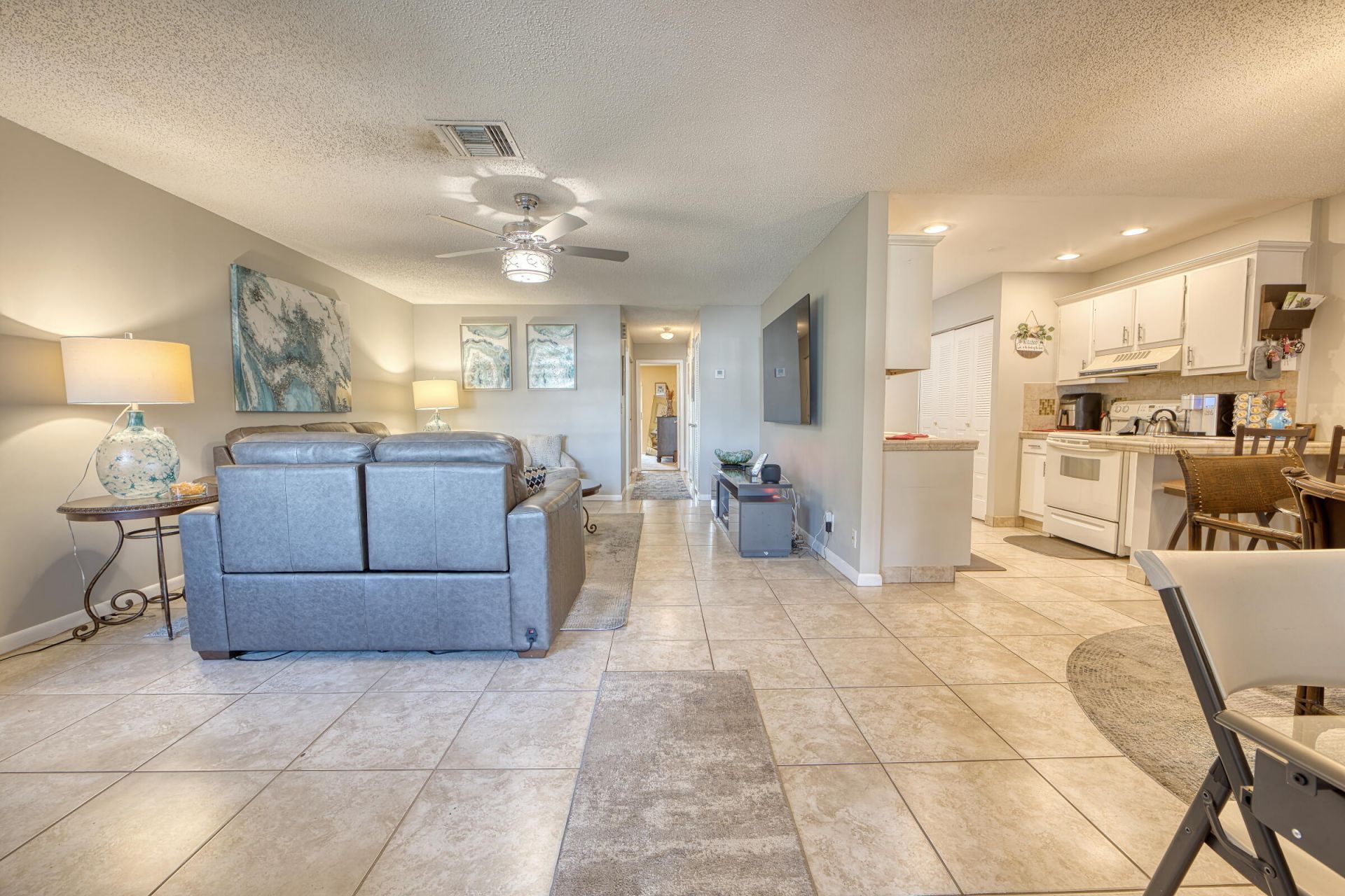 5037 Alfred Drive, West Palm Beach, FL 33417 Photo