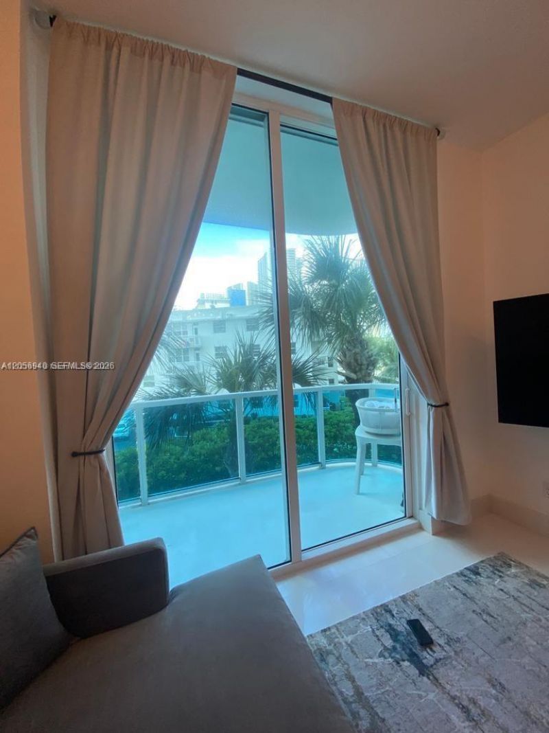 1945 S Ocean Dr, Unit 211, Hallandale Beach, FL 33009 Photo