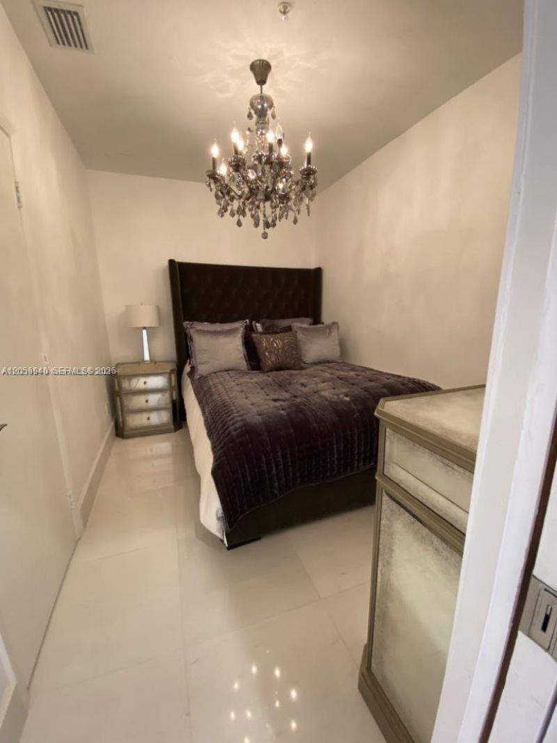 1945 S Ocean Dr, Unit 211, Hallandale Beach, FL 33009 Photo