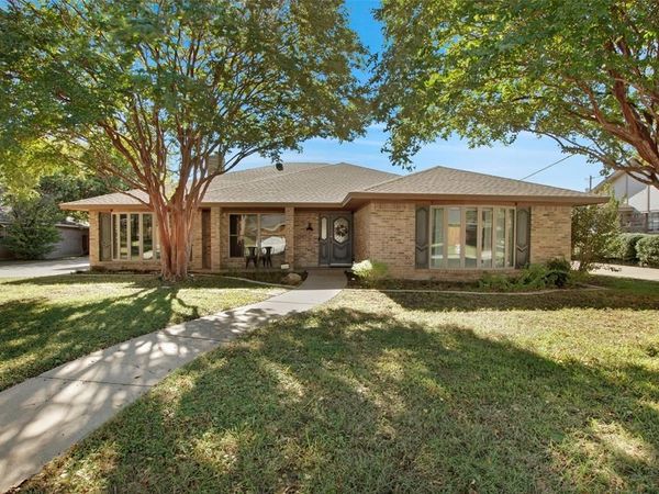 4209 Capilla Street, Fort Worth, TX 76133