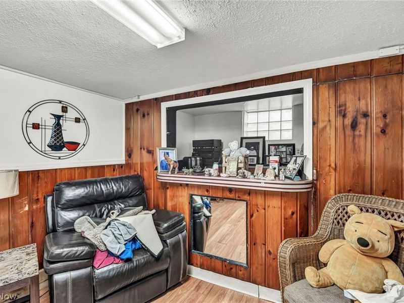 1909 Powell Avenue, Cleveland Heights, OH 44118 Photo 10