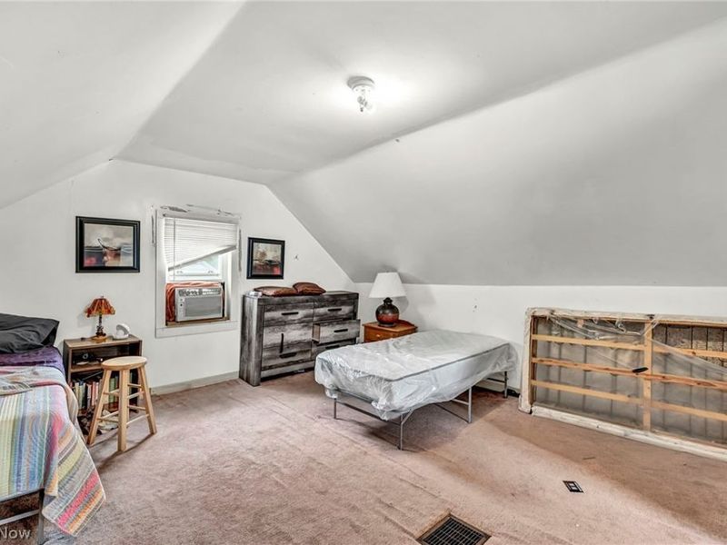 1909 Powell Avenue, Cleveland Heights, OH 44118 Photo 34