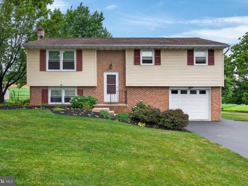 139 Brian Drive, Ephrata, PA 17522 Main Photo