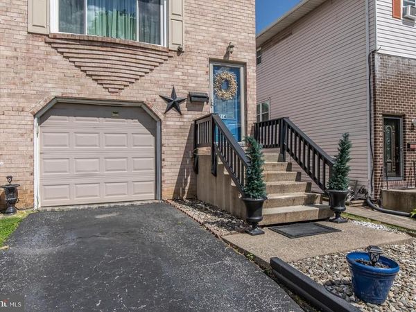 214 10TH AVENUE , BETHLEHEM, PA 18018