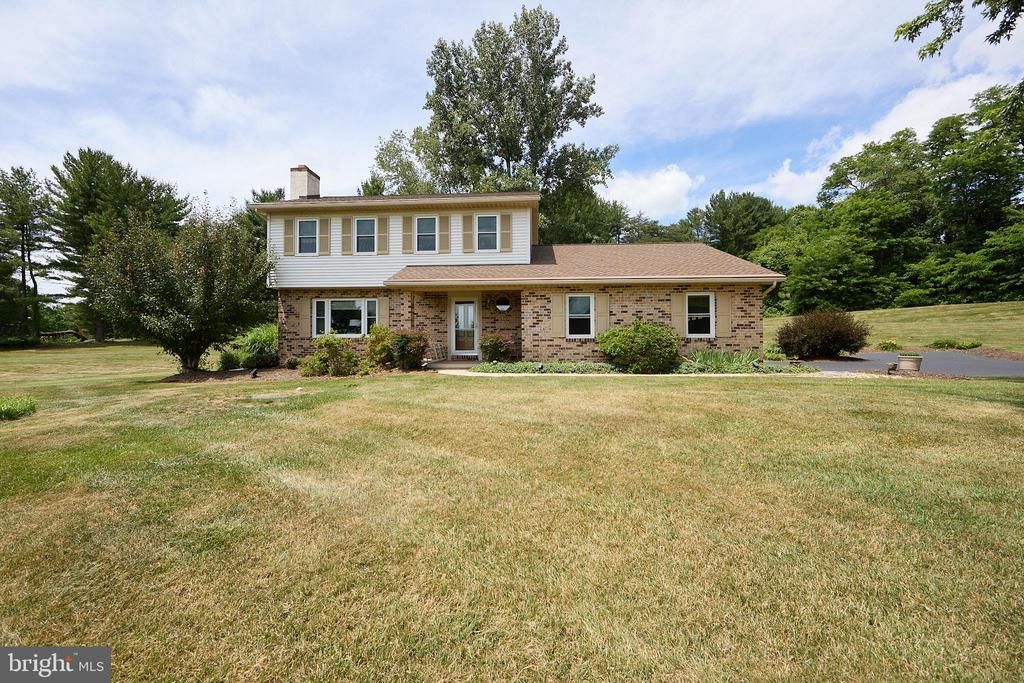 106 STEPHEN LANE , POTTSTOWN, PA 19465