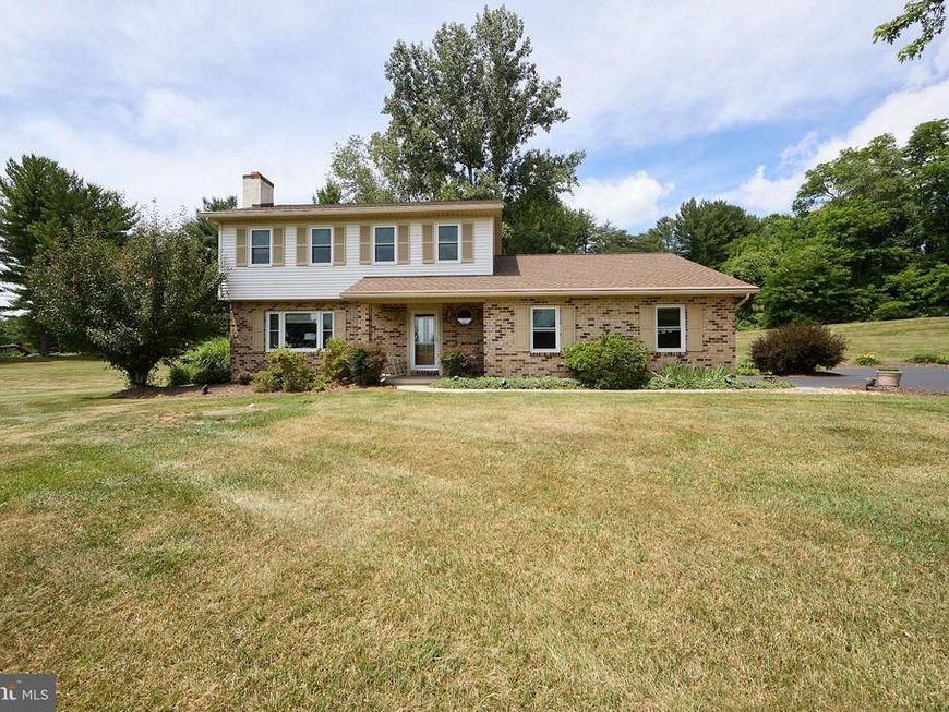 106 Stephen Lane, Pottstown, PA 19465 Main Photo