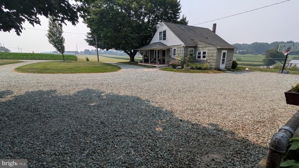997 SMYRNA ROAD , KINZERS, PA 17535