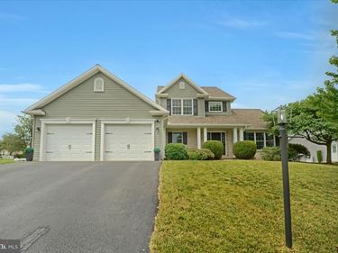 256 JEFFERSON CIRCLE, BELLEFONTE, PA 16823