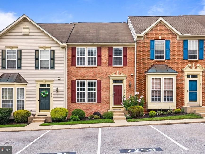 7255 N Sentinel Lane, York, PA 17403 Main Photo