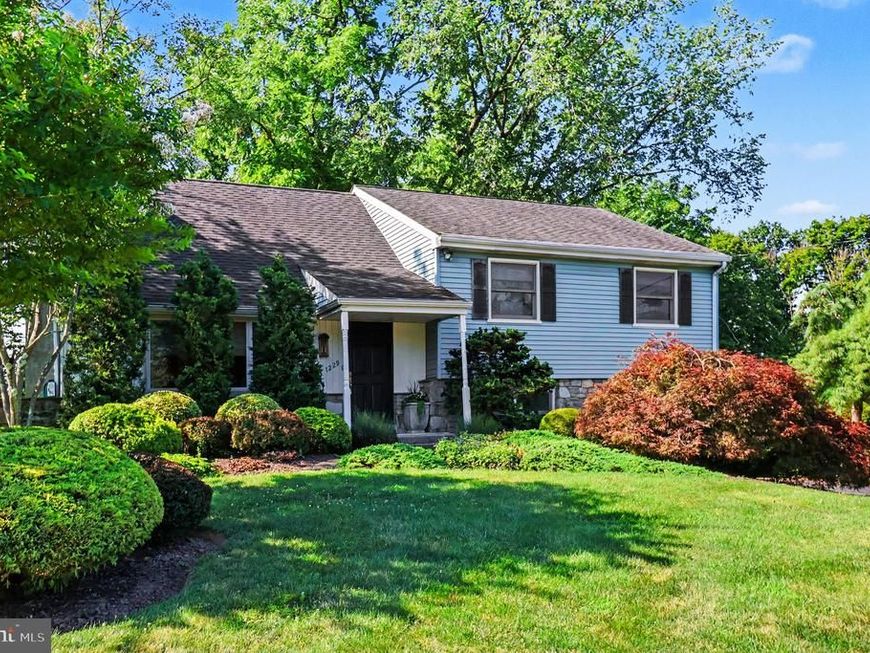 1229 Hoffman Road, Ambler, PA 19002 Main Photo