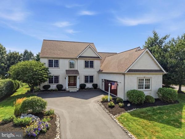 1146 S BRISTOL DRIVE, LITITZ, PA 17543