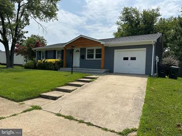13223 HAWTHORN LANE , WOODBRIDGE, VA 22193