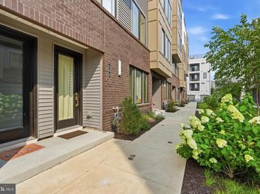3001 CITYVIEW WALK , Unit 194, PHILADELPHIA, PA 19125