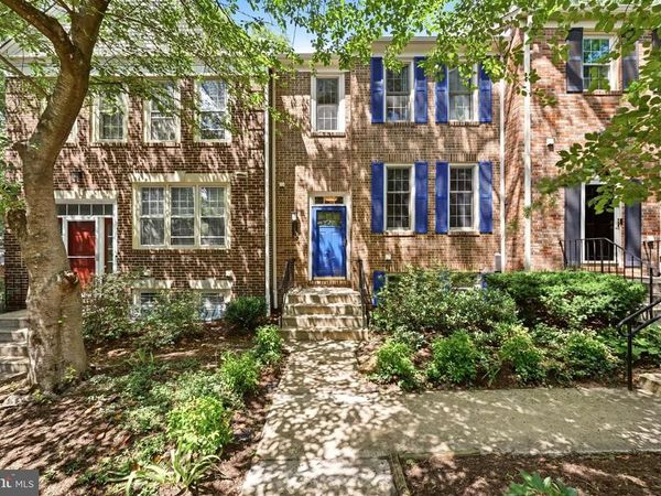 1111 FAIRVIEW COURT , SILVER SPRING, MD 20910