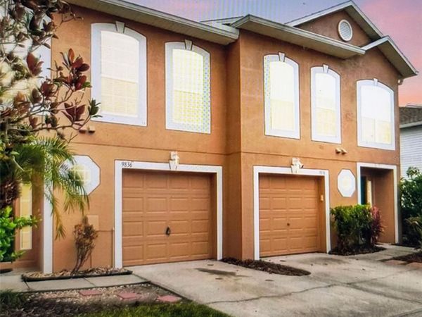 9836 ASHBURN LAKE DRIVE , TAMPA, FL 33610